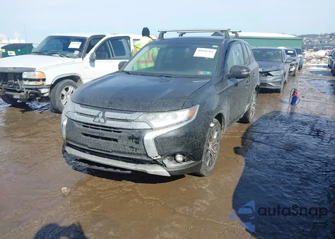 2016 Mitsubishi Outlander Es/Se/Sel z USA, uszkodzony, nr VIN JA4AZ3A32GZ003101